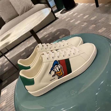 chaussure gucci donald|destockage marque Gucci.